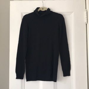 Theory classic cashmere turtleneck